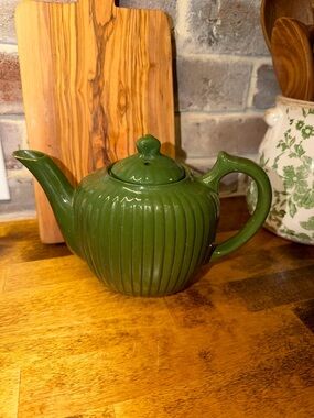 Fraunfelter China Teapot